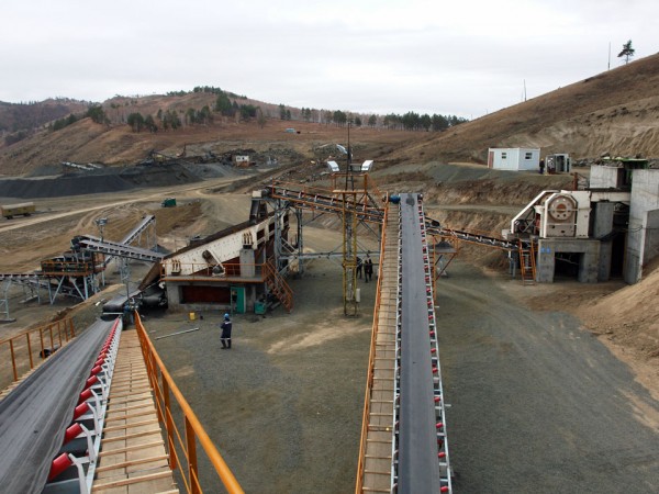 赢点体育会员登录碎石生产线现场